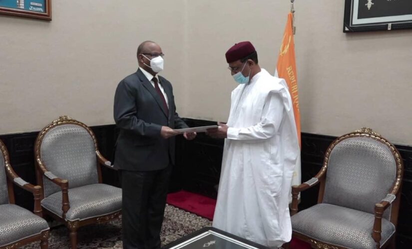 الفريق جابر يلتقى رئيس جمهورية النيجر محمد بازوم