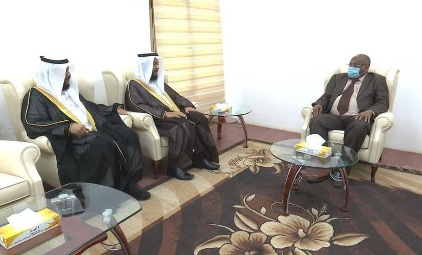 وزير شؤون مجلس الوزراء المكلف يشيد بالعلاقات السودانية السعودية