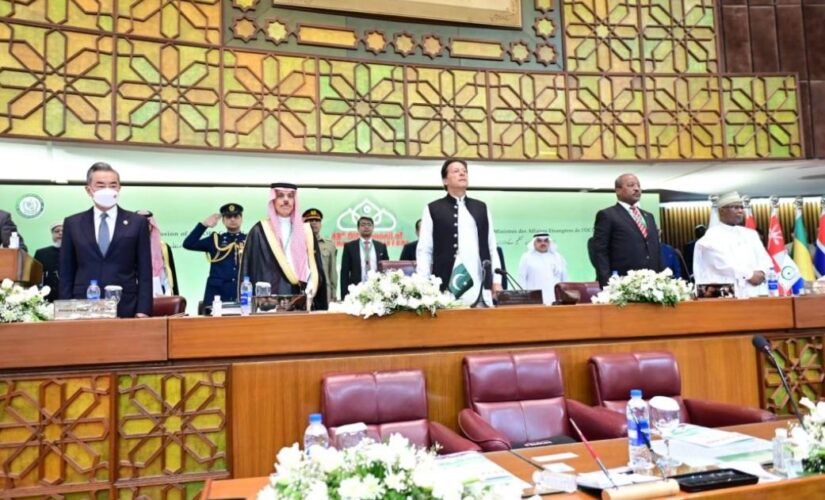 انطلاق اجتماع وزراء خارجية دول “التعاون الإسلامي” في باكستان