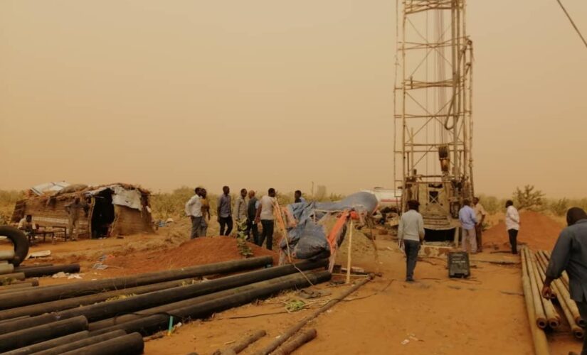 وزارة الطاقة تكمل تنفيذ مشروعات آبار مياه ومستشفى بشرق دارفور
