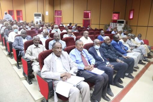 مدير جامعة السودان يتراس إجتماع مجلس الاساتذة