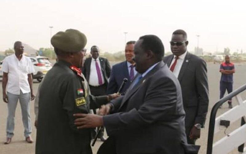 مستشار رئيس جمهورية جنوب السودان للشئون الأمنية، يصل البلاد
