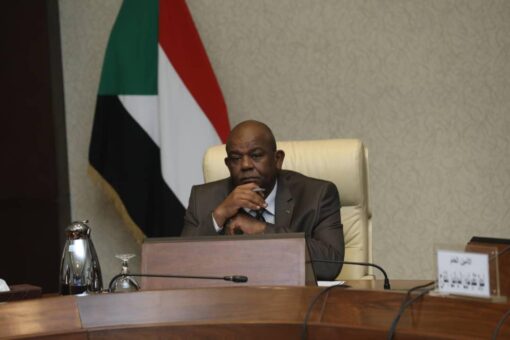 برطم يؤكد حرص الدولة لجذب تحويلات المهاجرين السودانيين