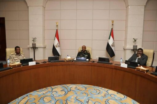 البرهان يرأس اجتماع المجلس الأعلى المشترك للترتيبات الأمنية مسار دارفور