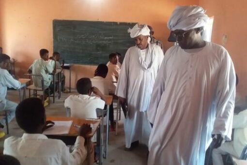 مدير تعليم الأساس بنهر النيل يتفقد مراكز امتحانات شندي والمتمة