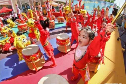 السفارة الصينية بالخرطوم تحتفل بيوم الطفل الصيني