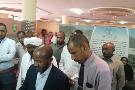 وزير الشئون الدينية والاوقاف يتفقد مراكز خدمات الحجاج بولاية الخرطوم