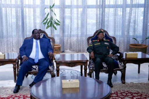 مستشار رئيس جنوب السودان للشؤون الأمنية يصل البلاد